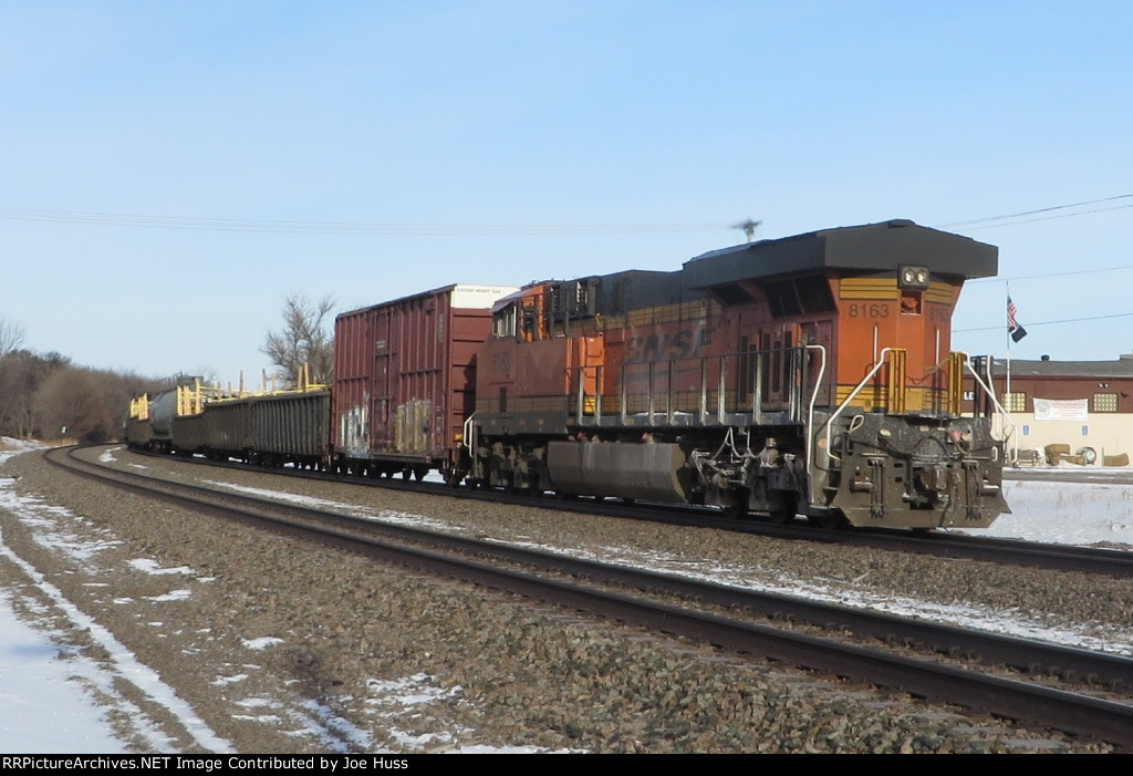 BNSF 8163 DPU